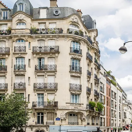 Pleasant Apartmment Sainte-marguerite Appartamento Parigi
